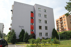 powiększ